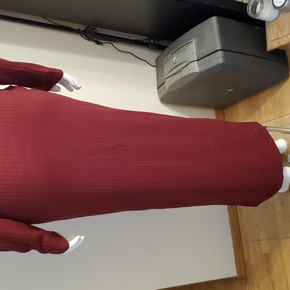 Long Fitted Dress - Picture 6 of 7